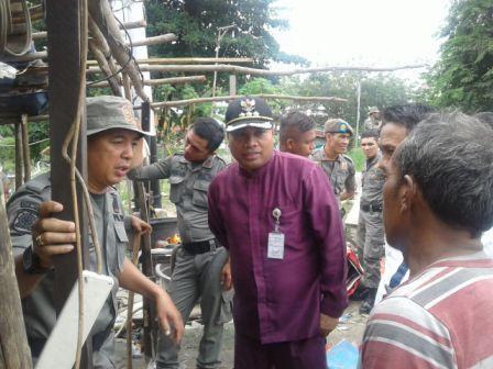 Bangunan Liar di Soekarno Hatta Mulai Ditertibkan